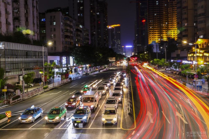 广州黄颜色的出租车 (广州出租车为什么这么多颜色)