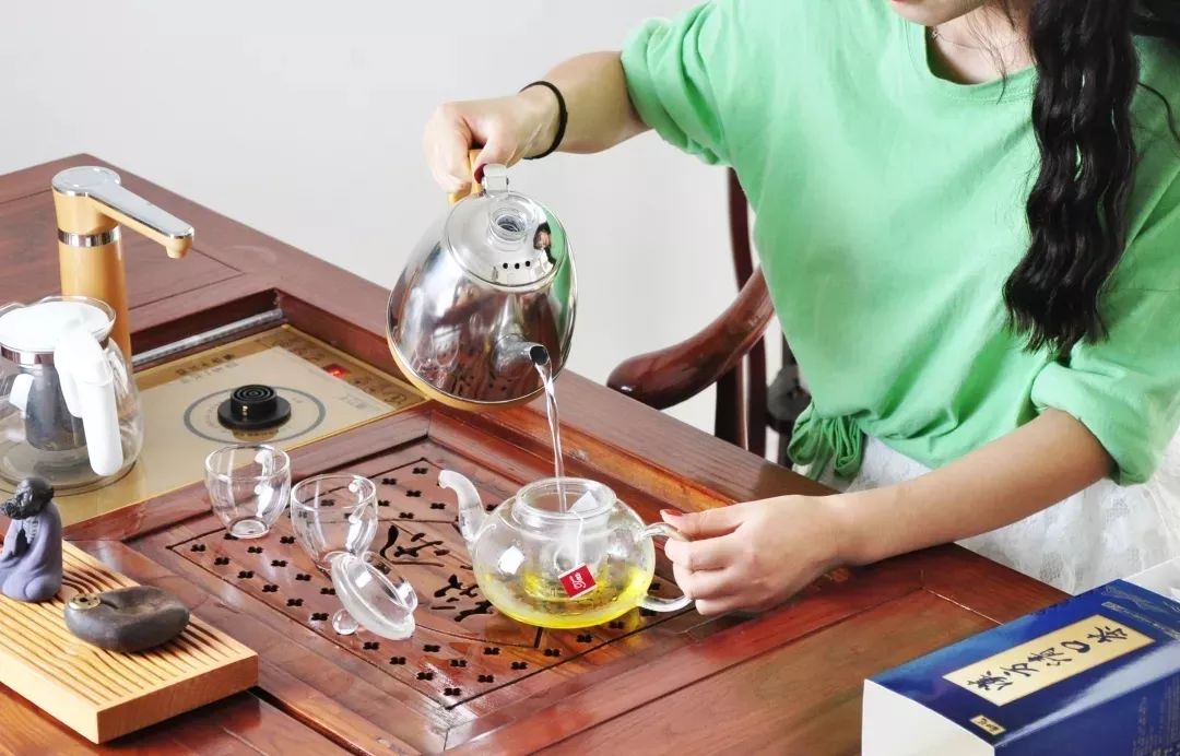 口臭推荐真实测评,白开水加一物去除口臭