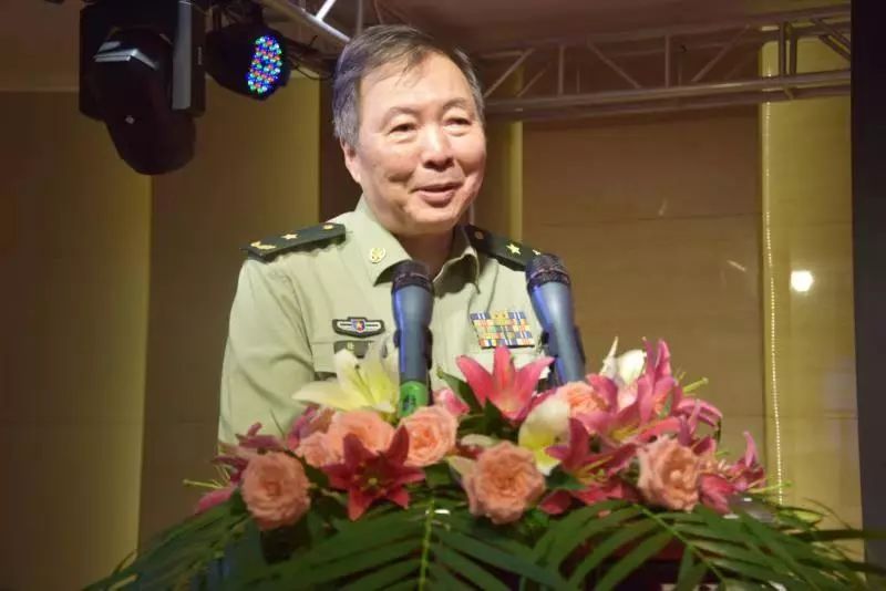 梅河口市举办2019“赏最美秋天跑最美赛道”活动暨智慧城市发展论坛