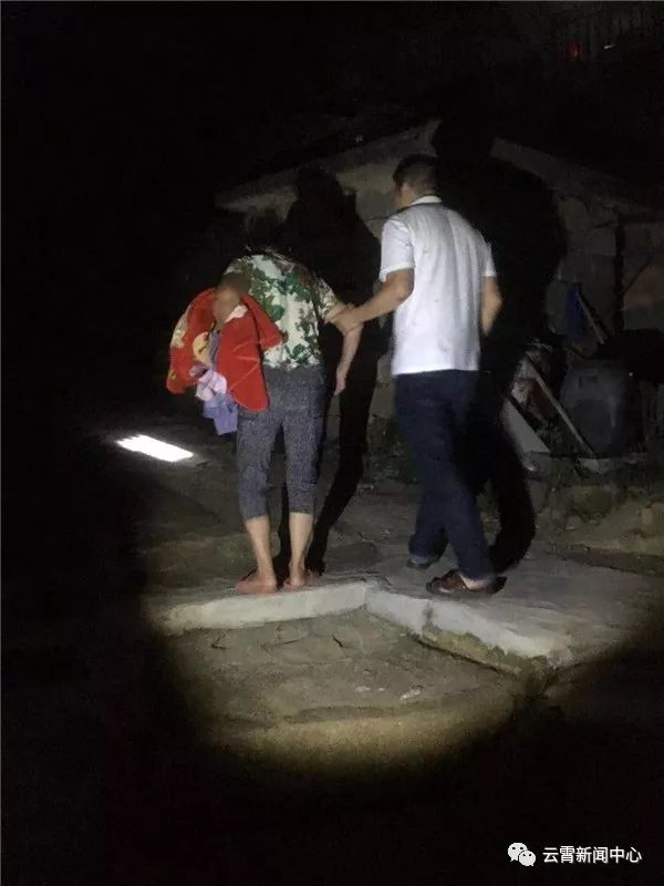 白鹿出战,白鹿来袭农田