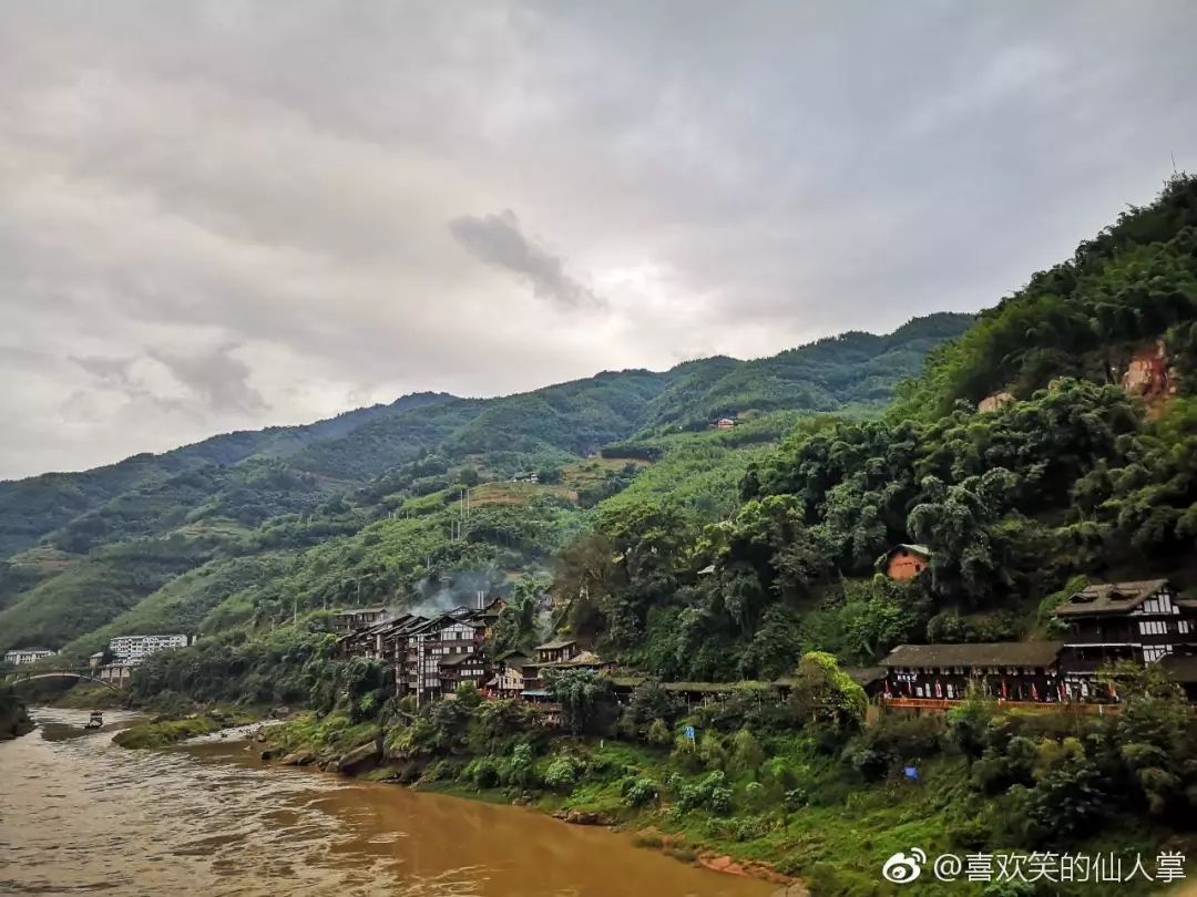 周末适合休闲的古镇古村,大山深处古村两天游