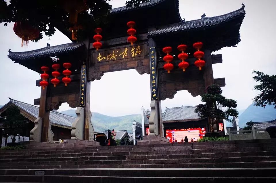 周末适合休闲的古镇古村,大山深处古村两天游