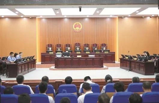 2019/8/26（941）《湖北日报》整版丨携手同行，形成合力，用法治保护国家利益和社会公共利益