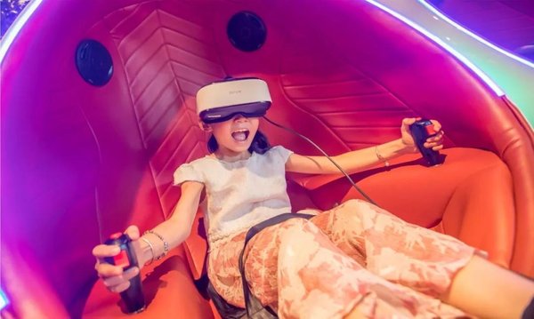 一周热图｜武磊任青少年足球公益大使；巨石强森空降北京杜莎蜡像馆；娜扎演绎最会穿衣女总裁