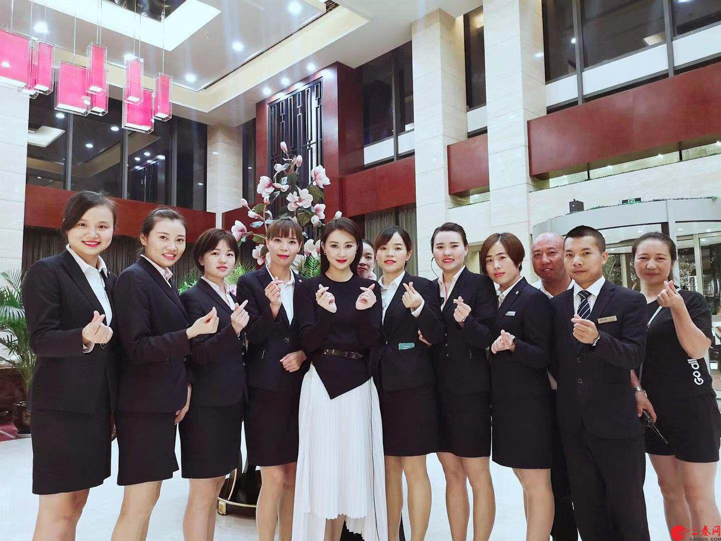 为喜迎新中国成立70周年电影音乐会,大汉天一酒店倾力保驾护航