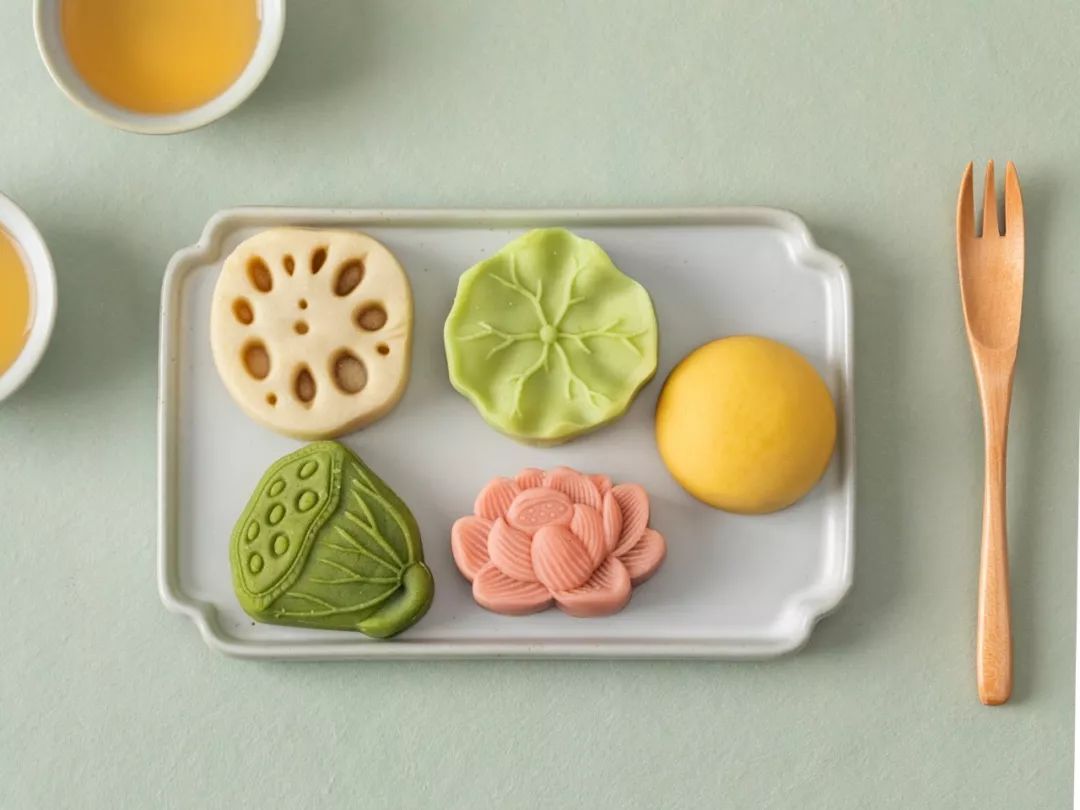 宫廷荷塘月色月饼,荷塘月色做成月饼