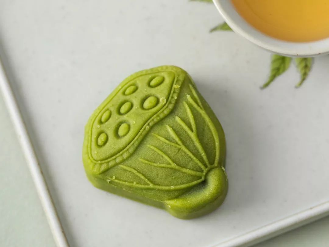 宫廷荷塘月色月饼,荷塘月色做成月饼