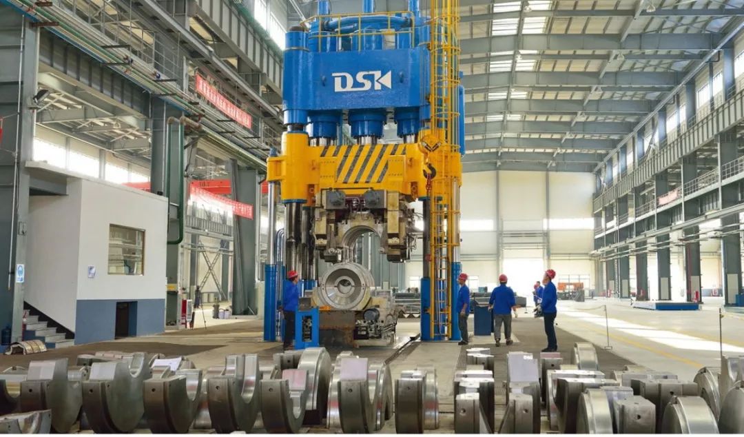 全国最大曲轴,曲径通幽处其一