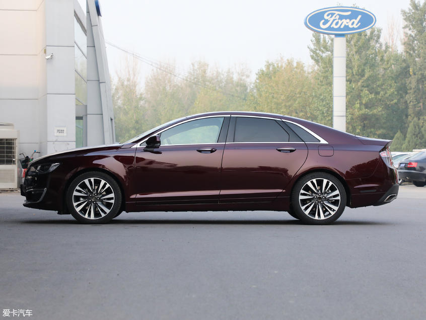 标配10气囊的suv,mkz可变悬挂