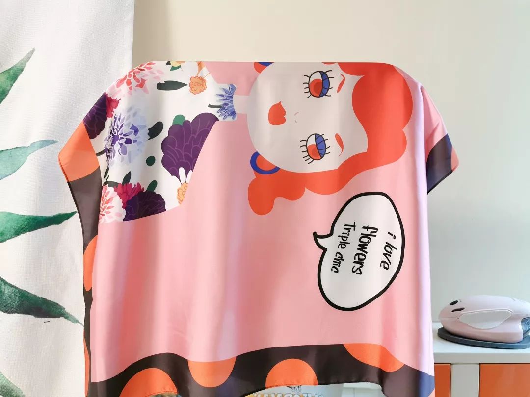 怎么用烫板夹熨衣服,用简易工具熨衣服