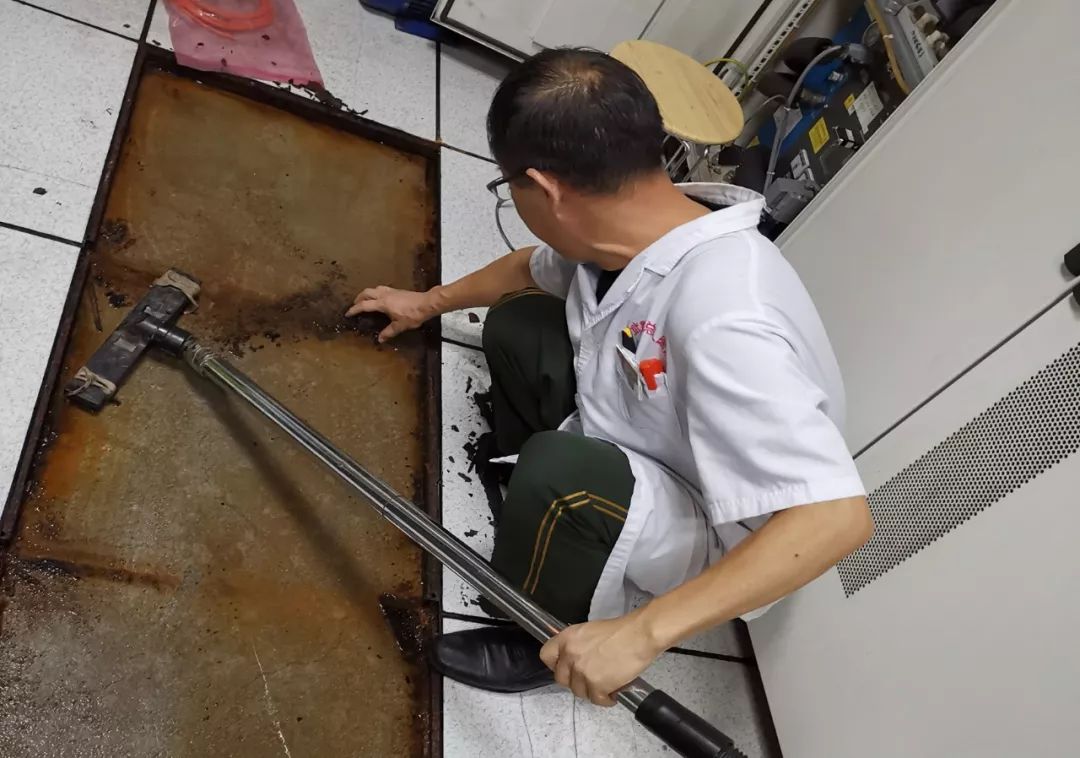 一位医学老专家的“人生处方”——爱能包治百“病”