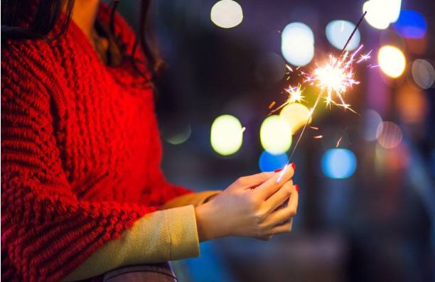 在朋友圈发男神腹肌照,却忘了分组,结果爸妈的回应亮了….