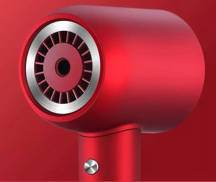 戴森顺滑直发,戴森适合吹毛躁发质吗