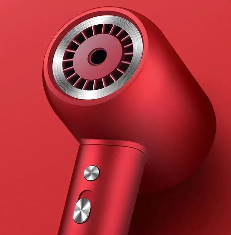 戴森顺滑直发,戴森适合吹毛躁发质吗