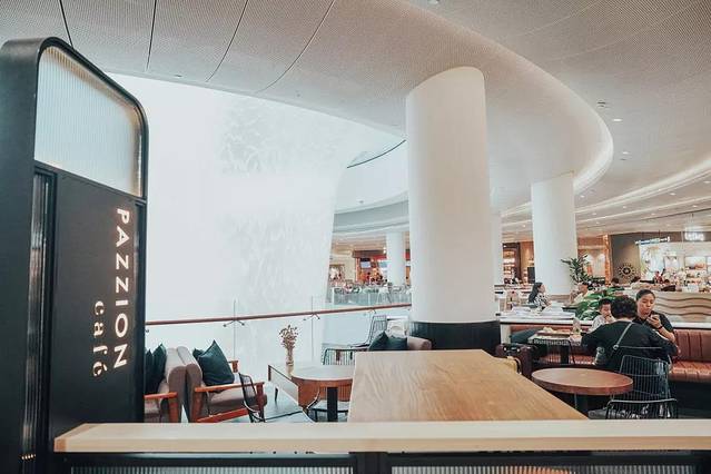 新加坡最美的机场有什么好玩的,新加坡机场免费观光之旅