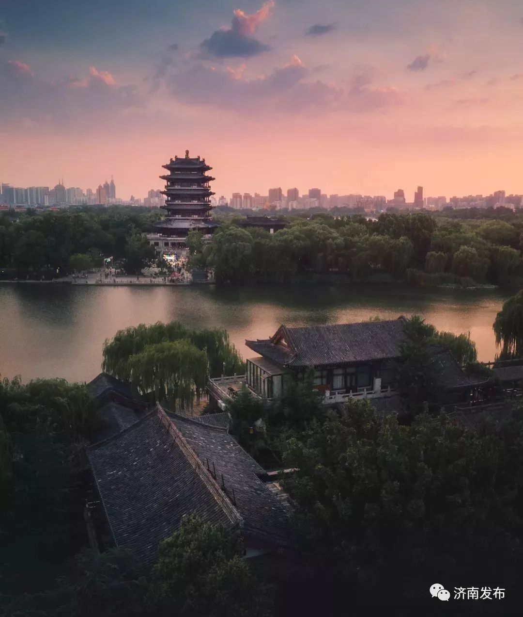 济南c位出道,济南cbd未来的不夜城