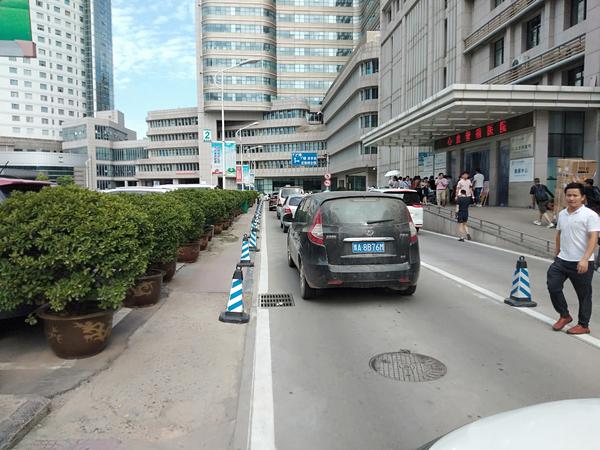 去郑州医院把车停在哪里免费,去郑州医院看病需什么手续