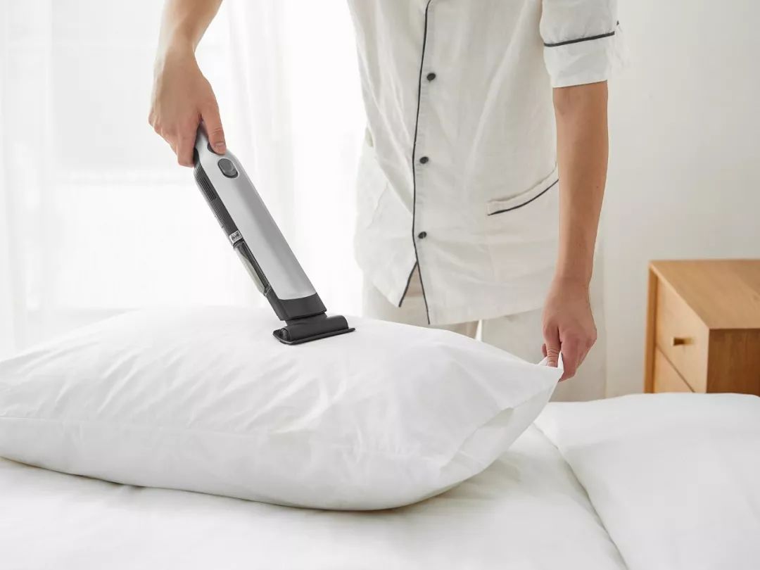 这个吸尘器超轻、迷你、吸力强，哪都能吸丨界界好物馆