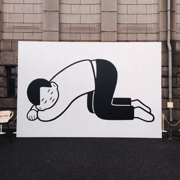 喜茶logo的鼻祖竟然是他？！20年只画简笔画，笔下的小人个个“冷漠脸”，却让无数网友沦陷