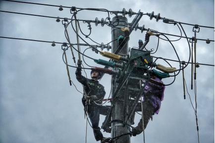 共建泛电力物联网推进会,建设泛在电力物联网四个原则