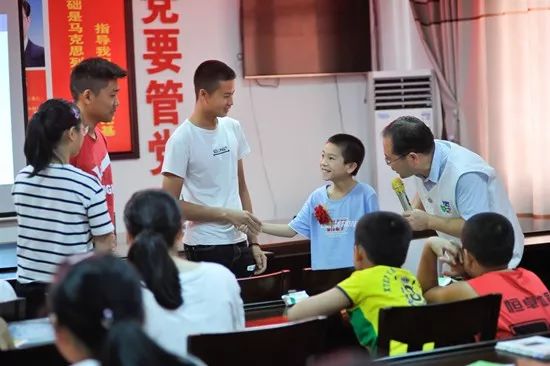 张家界暑假旅游带啥,张家界暑假攻略