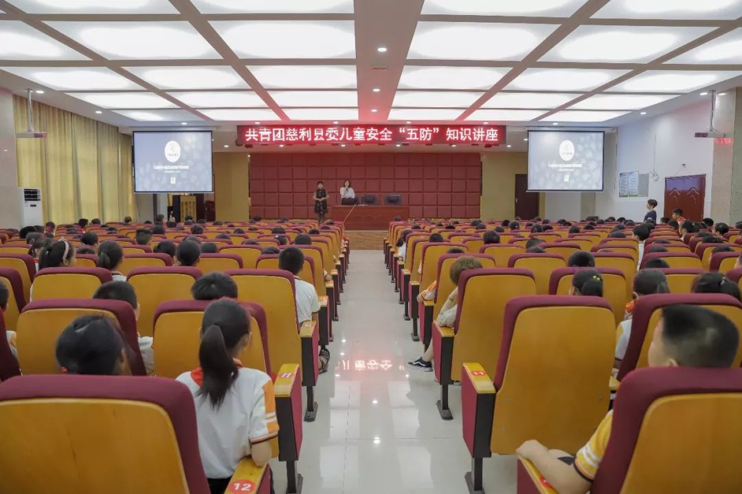 张家界暑假旅游带啥,张家界暑假攻略