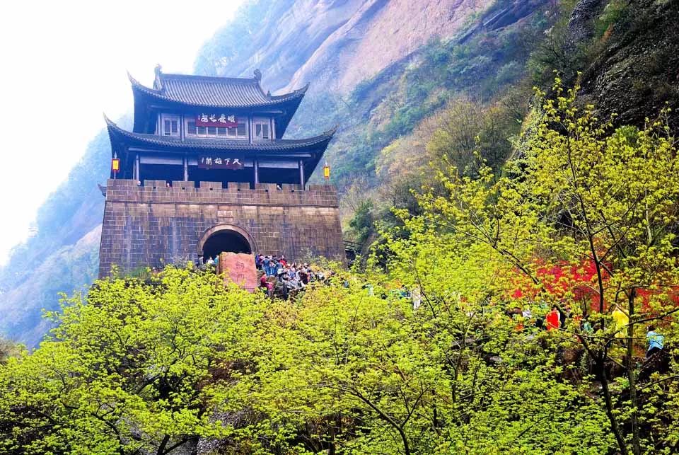 杜甫入川的历史,杜甫来成都的故事