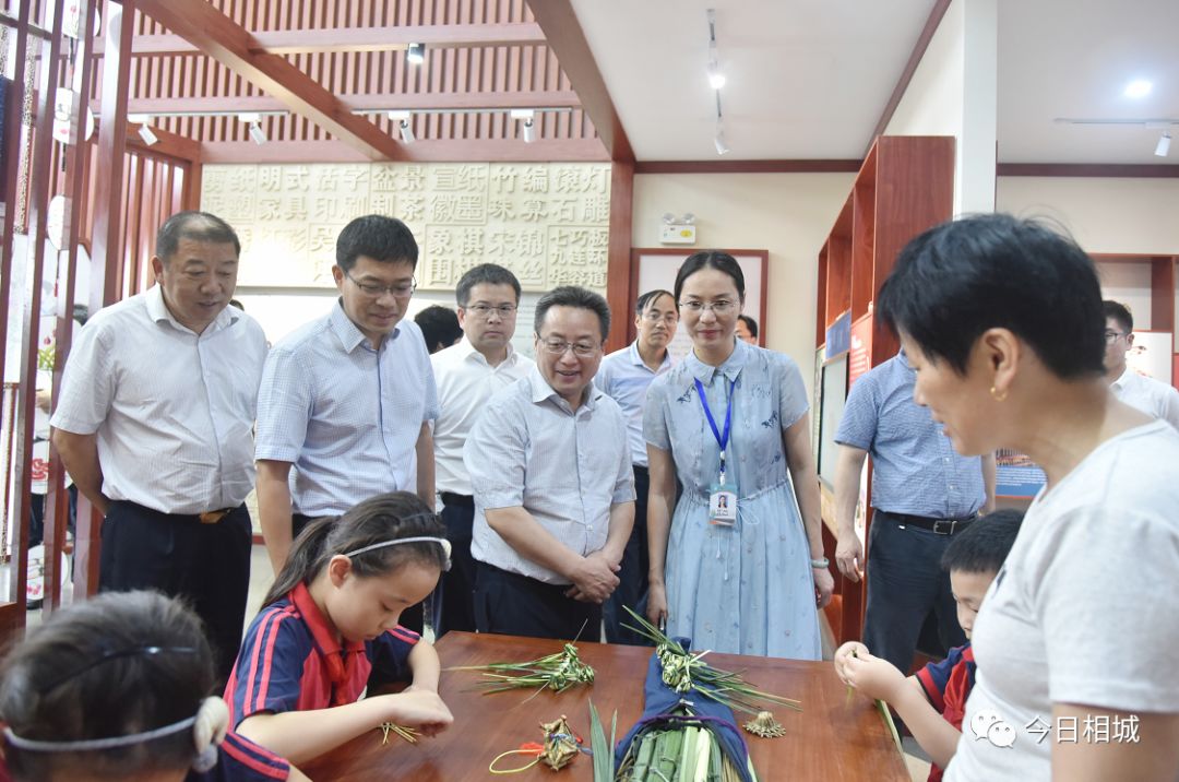 区领导深入学校调研教育教学工作,调研城区教育工作