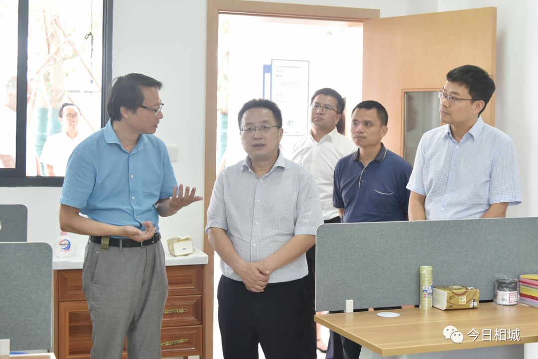 区领导深入学校调研教育教学工作,调研城区教育工作