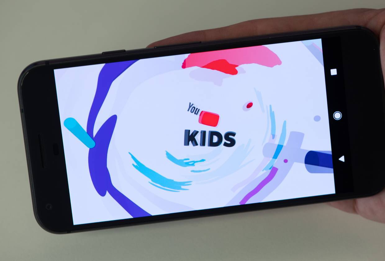 宝马出“最黑”X6,YouTube推儿童版,Costco限流