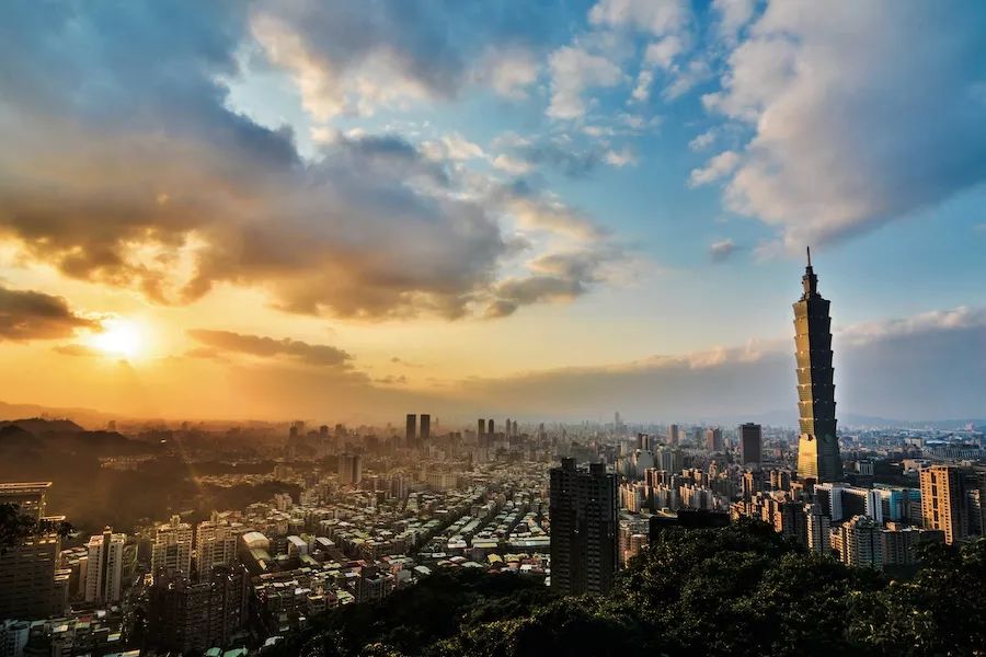 70年代珍贵老视频,青岛老照片看70年成就