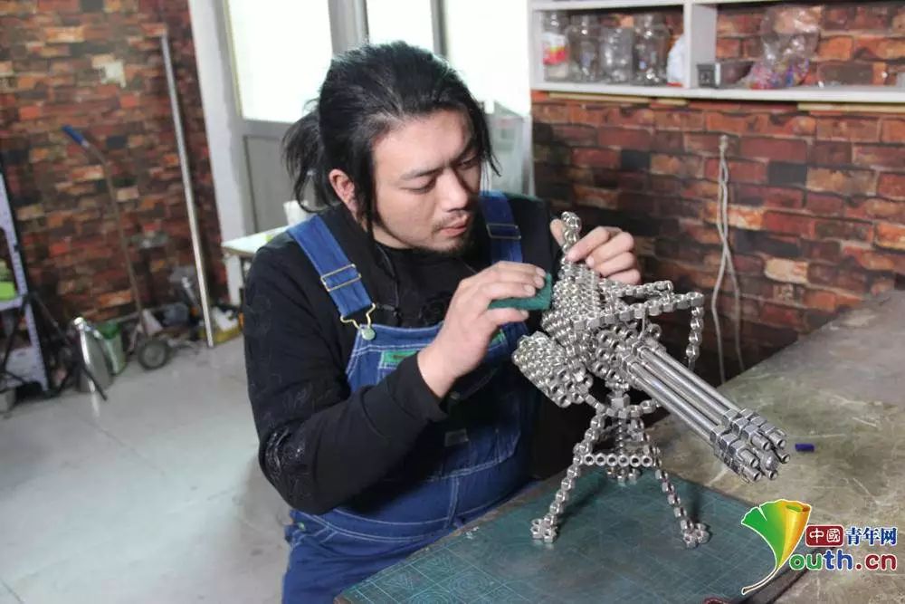 从“安妮宝贝”到“李佳琦”：一文读懂互联网25年，“网红”炼成记和捞金术