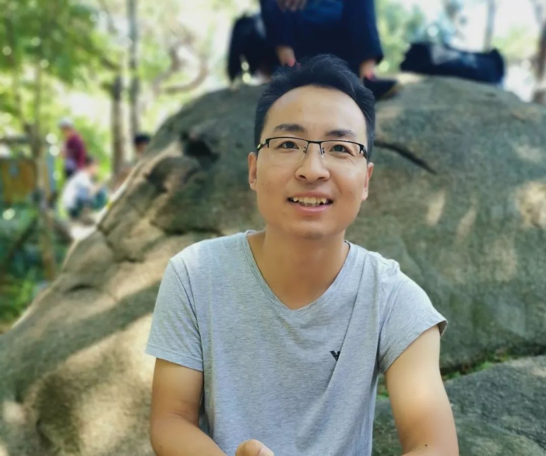 萌新你好，我是你的辅导员