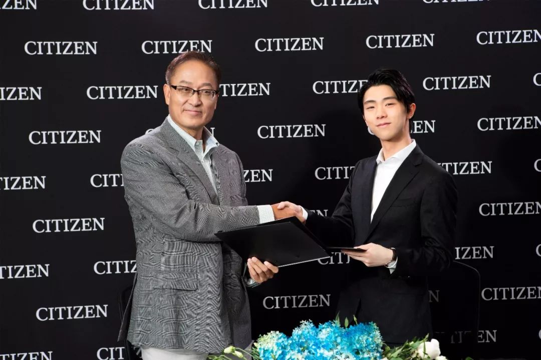 冰上贵公子羽生结弦容颜如玉,冰上贵公子羽生结弦再夺冠