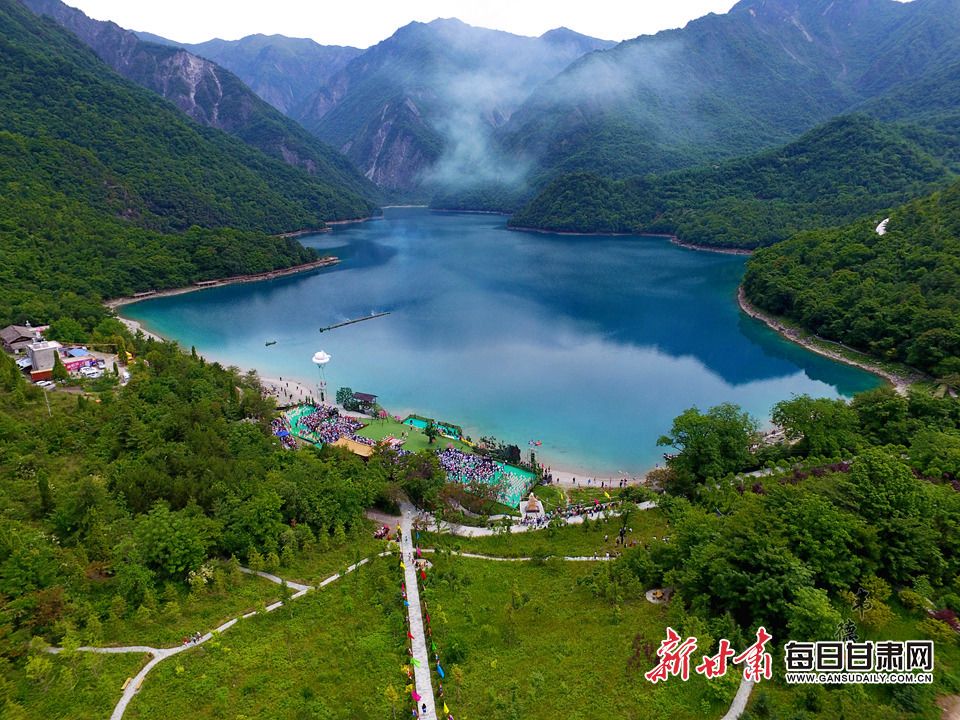 甘肃跨了哪几个气候区,甘肃有哪一些地理气候特色