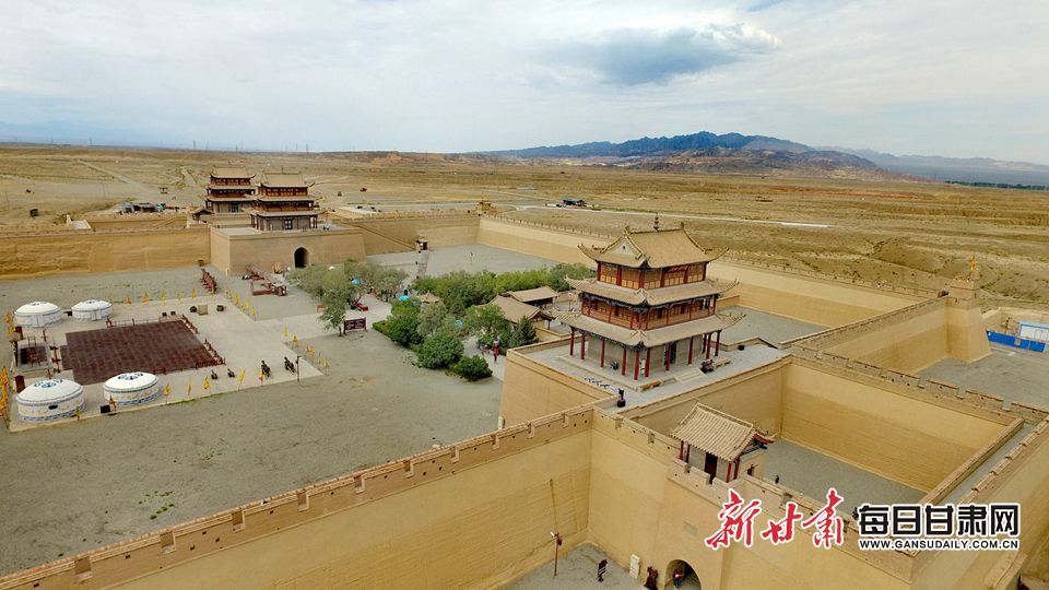 甘肃跨了哪几个气候区,甘肃有哪一些地理气候特色