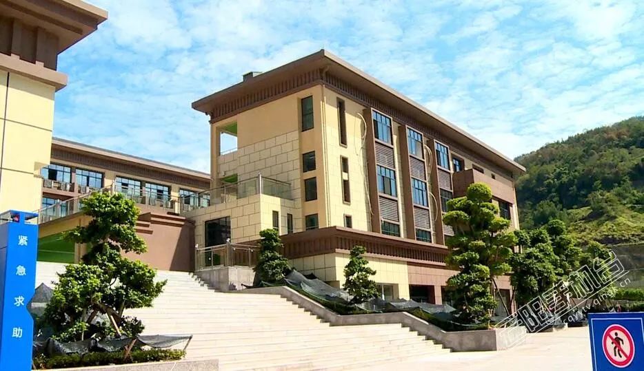 紫金小学开学典礼,安陆市紫金路小学开学时间表
