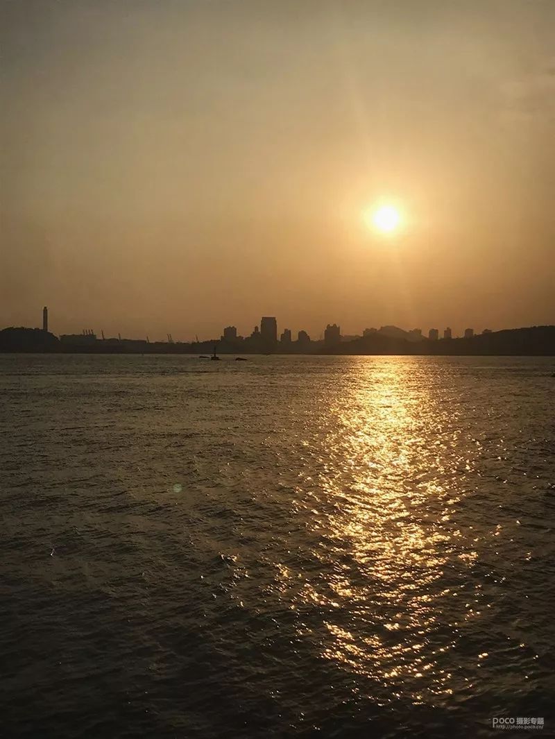 拍水面怎么拍出高级感,怎么拍出晶莹剔透效果