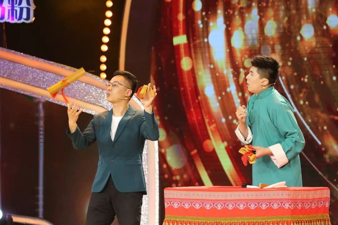 笑傲江湖4单口,笑傲江湖上海滑稽戏后续