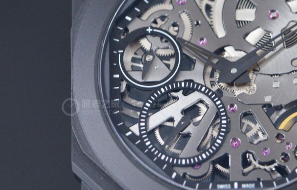 轻薄男表方形,镂空潮男表