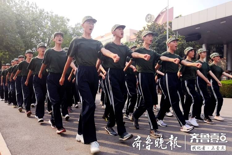 济南各学校新高一军训,2019级新生军训火热进行中
