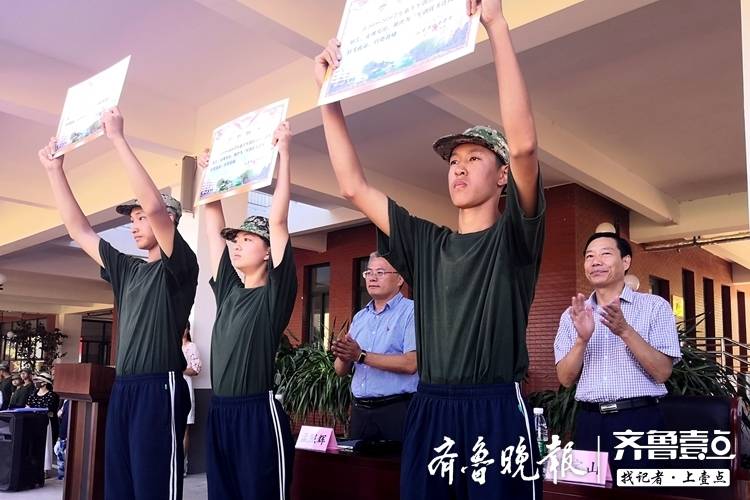 济南各学校新高一军训,2019级新生军训火热进行中