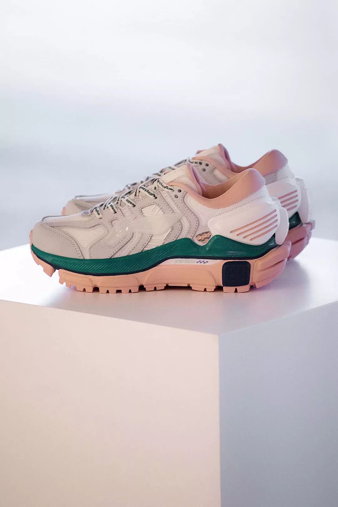 李宁为何能崛起,李宁是靠什么出名的