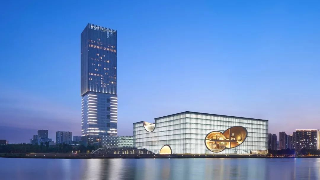 魔都这家精品酒店,看魔都全景的酒店