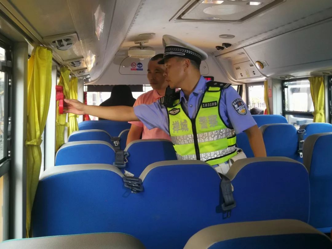 暴雨天气上学需要注意什么,开学第一天迎来一场大暴雨