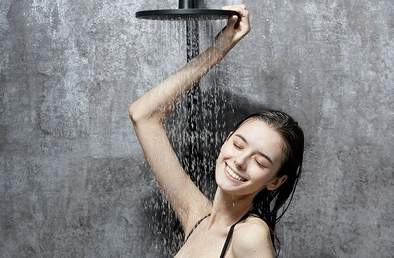 如何判断花洒质量好坏,还在纠结选什么款式颜色吗