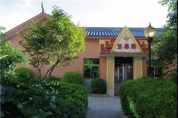 楚雄市区温泉推荐,楚雄州广通温泉度假村航拍视频