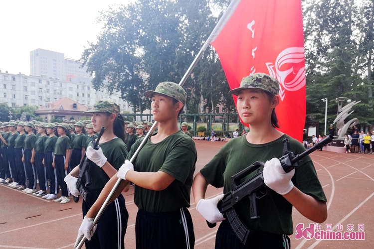 山东济南实验中学2019级军训,济南各学校新高一军训