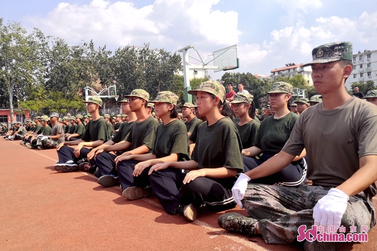 山东济南实验中学2019级军训,济南各学校新高一军训