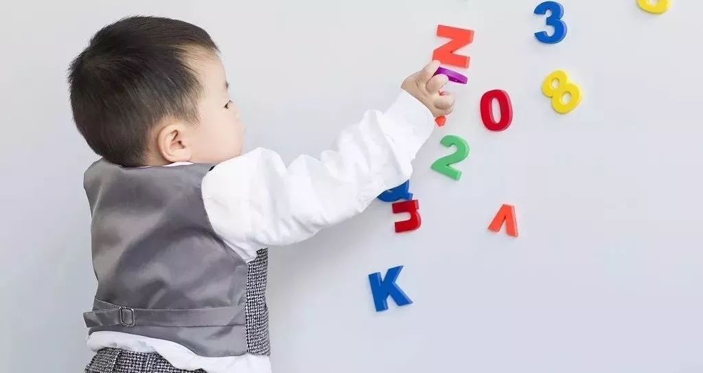 0-1岁早教全攻略,0-3岁在家早教全攻略